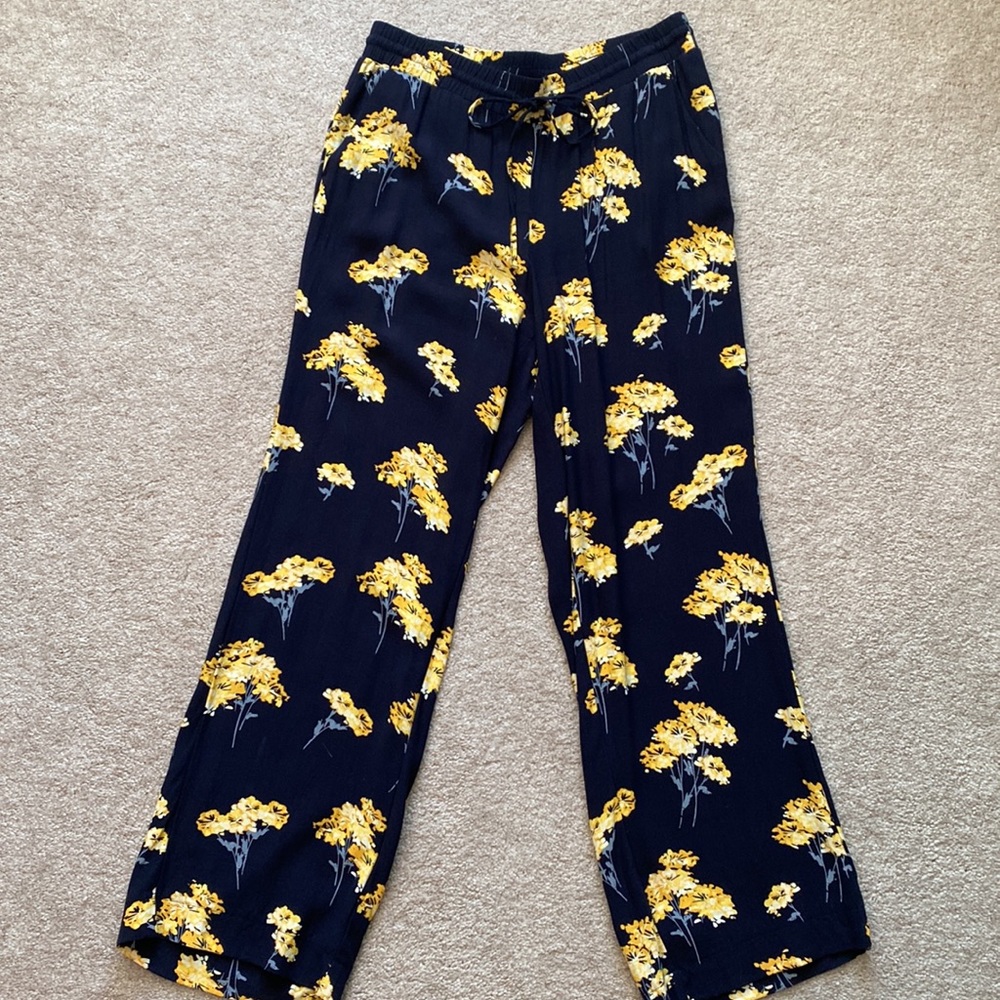 LOFT Navy and Yellow Floral Beach Pants
